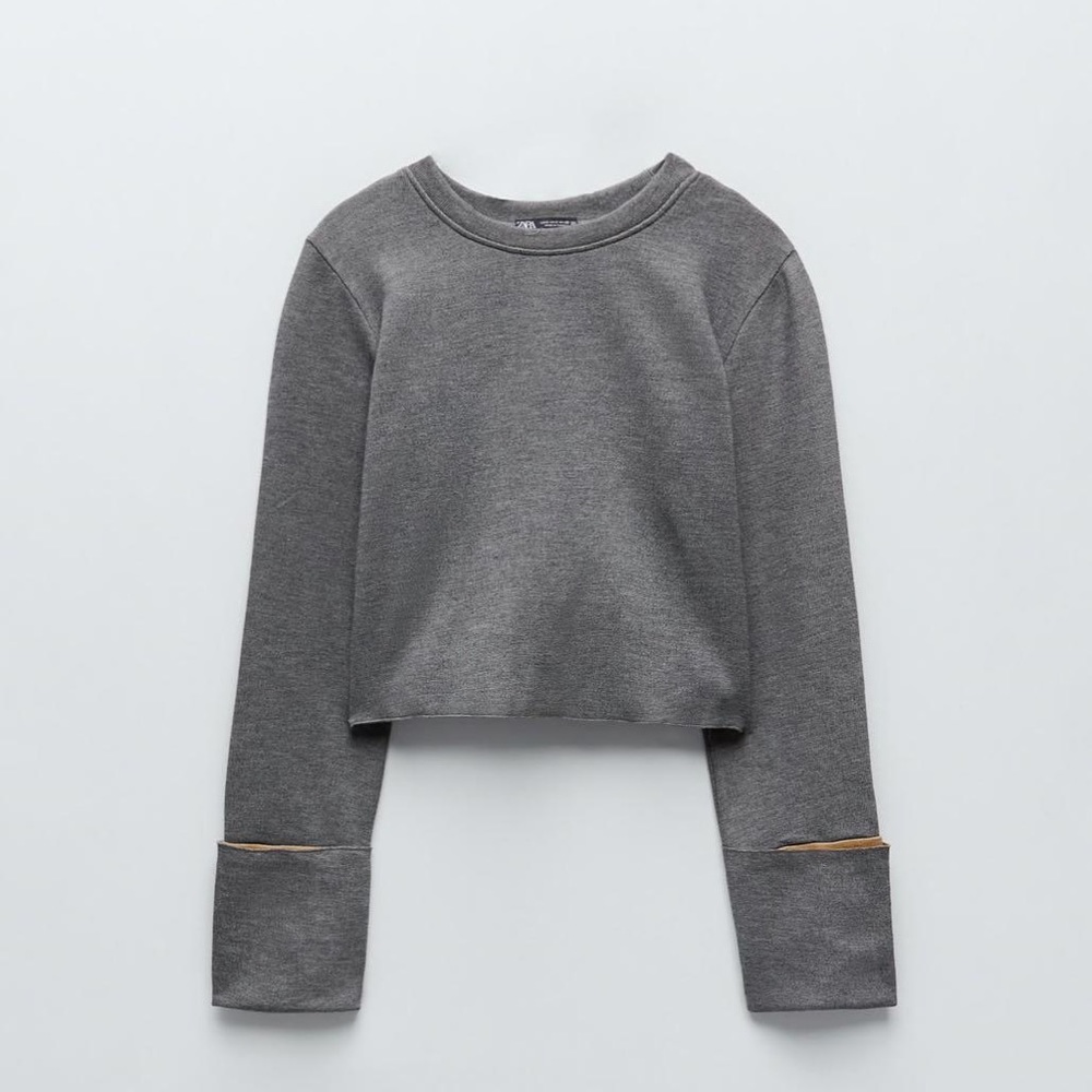 Zara grey cropped sweater size Small